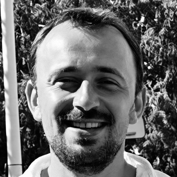 Antoine Cazals, Fondateur d'AVYONIA